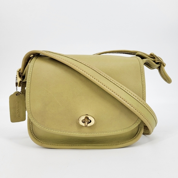 Coach Handbags - Vintage Coach Legacy Small Fold Over Flap Shoulder Bag Purse Green Leather